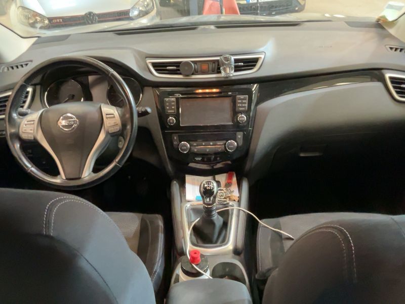 Nissan Qashqai 1.5 Turbodiesel Business Edition 2015 – снимка 17