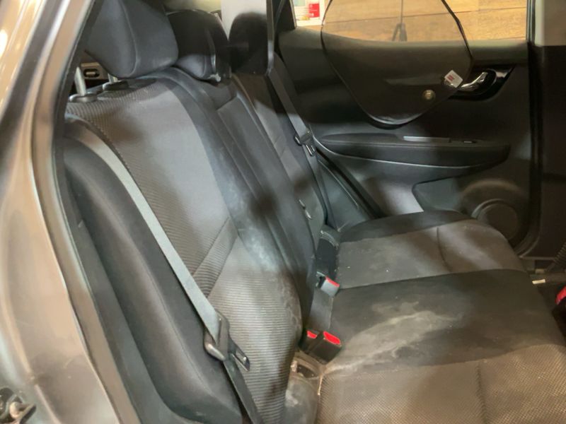 Nissan Qashqai 1.5 Turbodiesel Business Edition 2015 – снимка 19