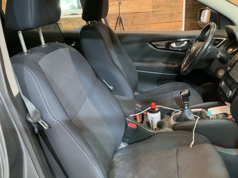 Nissan Qashqai 1.5 Turbodiesel Business Edition 2015 – снимка 16