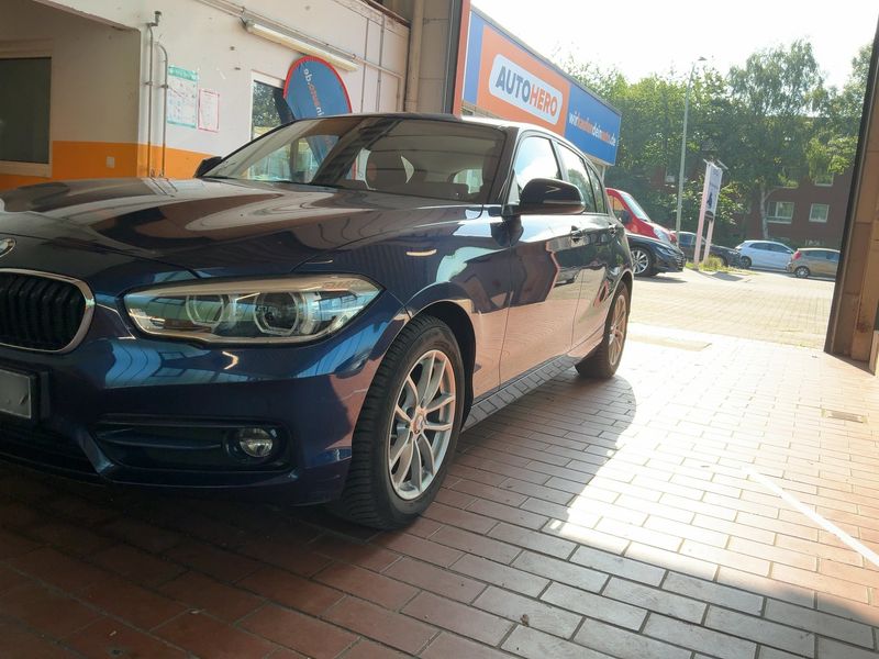 BMW 1er 116d Sport Line 2019 – снимка 2