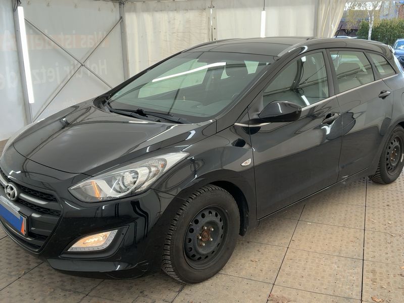 Hyundai i30 1.6 CRDi Style Blue 2016 – снимка 1