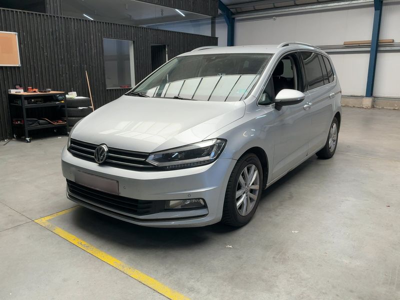 Volkswagen Touran 1.2 TSI Carat BlueMotion Tech 2017 – снимка 1
