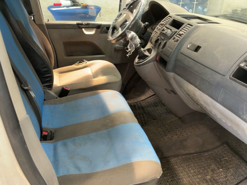 Volkswagen T5 Transporter 2.5 TDI Pritsche Doppelkabine 4Motion 2007 – снимка 16