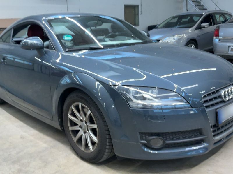 Audi TT 1.8 TFSI Coupe 2009 – снимка 12