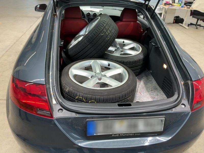 Audi TT 1.8 TFSI Coupe 2009 – снимка 16