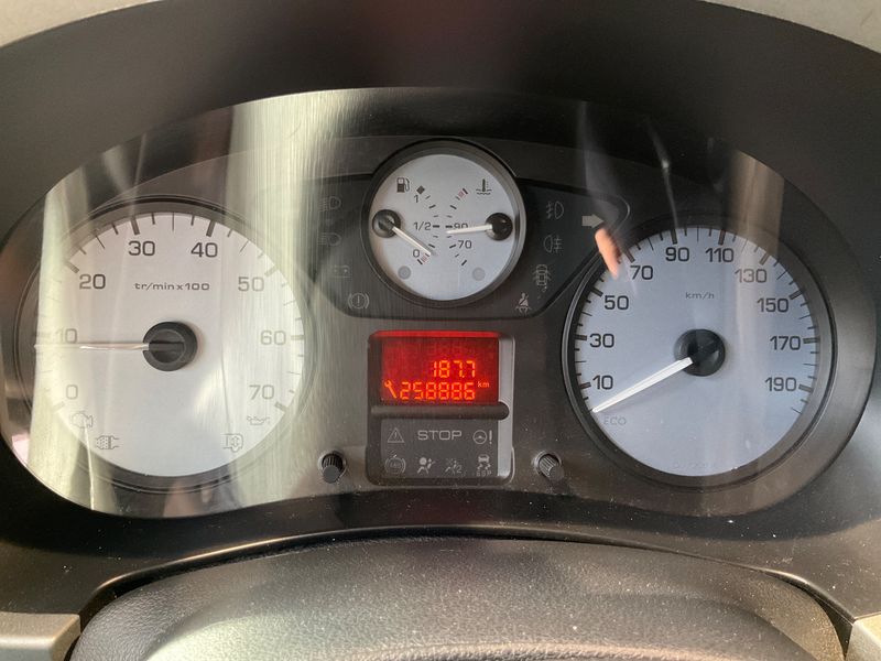 Citroen Berlingo 1.6 e-HDi Selection 2013 – снимка 4