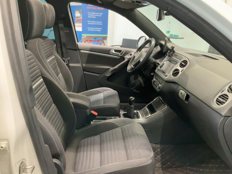 Volkswagen Tiguan 2.0 TDI Cup Sport & Style 4Motion BlueMotion Tech 2014 – снимка 16