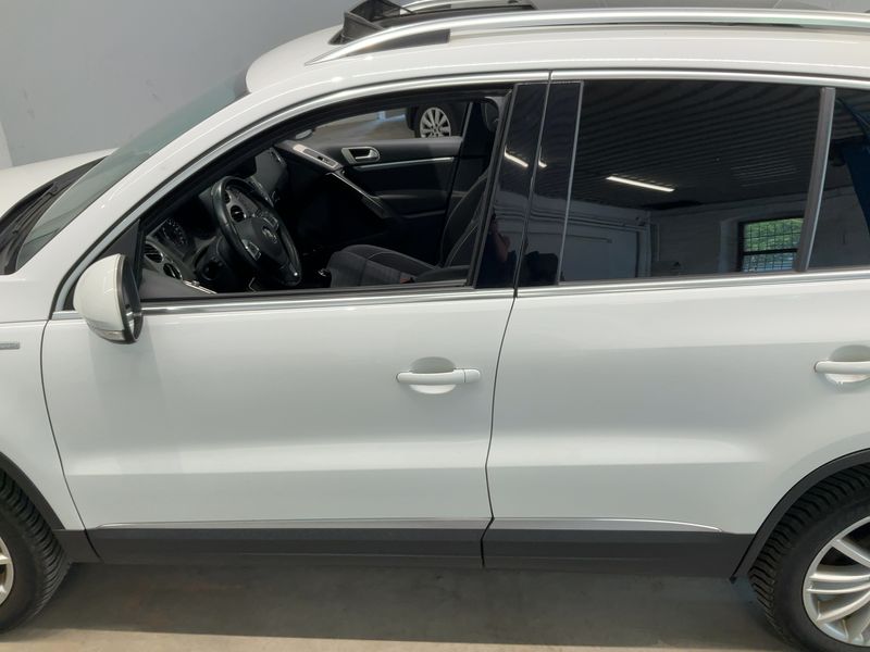 Volkswagen Tiguan 2.0 TDI Cup Sport & Style 4Motion BlueMotion Tech 2014 – снимка 4