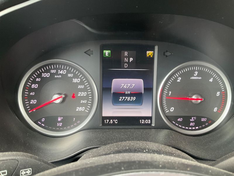 Mercedes-Benz GLC-Klasse GLC 250 d 4Matic Business 2017 – снимка 18