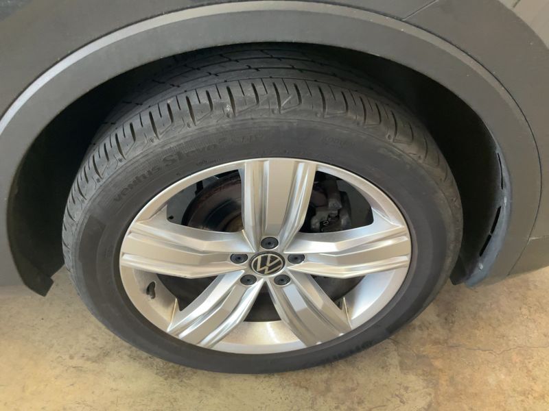 Volkswagen Tiguan 2.0 TDI Elegance 4Motion 2023 – снимка 11