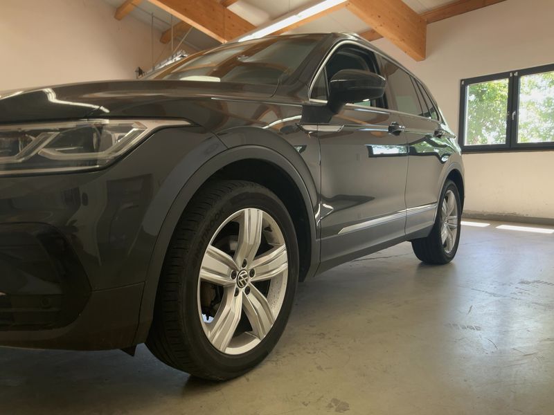 Volkswagen Tiguan 2.0 TDI Elegance 4Motion 2023 – снимка 2