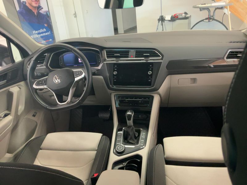Volkswagen Tiguan 2.0 TDI Elegance 4Motion 2023 – снимка 18