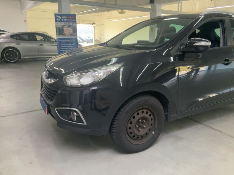 Hyundai ix35 1.7 CRDi Style 2WD 2011 – снимка 2
