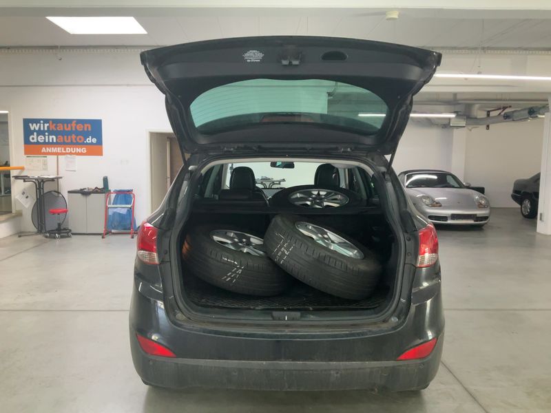 Hyundai ix35 1.7 CRDi Style 2WD 2011 – снимка 16