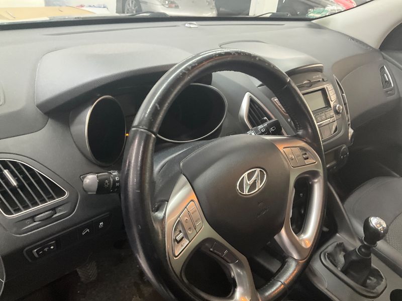 Hyundai ix35 1.7 CRDi Style 2WD 2011 – снимка 31