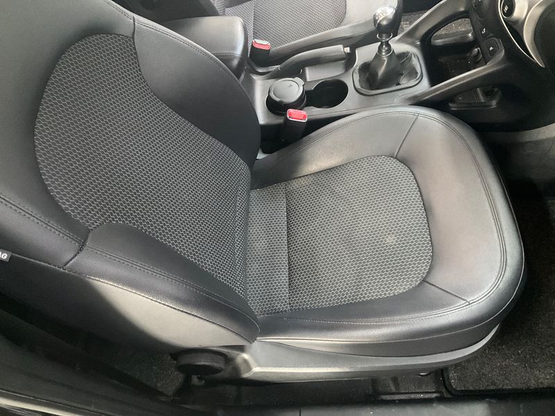 Hyundai ix35 1.7 CRDi Style 2WD 2011 – снимка 34