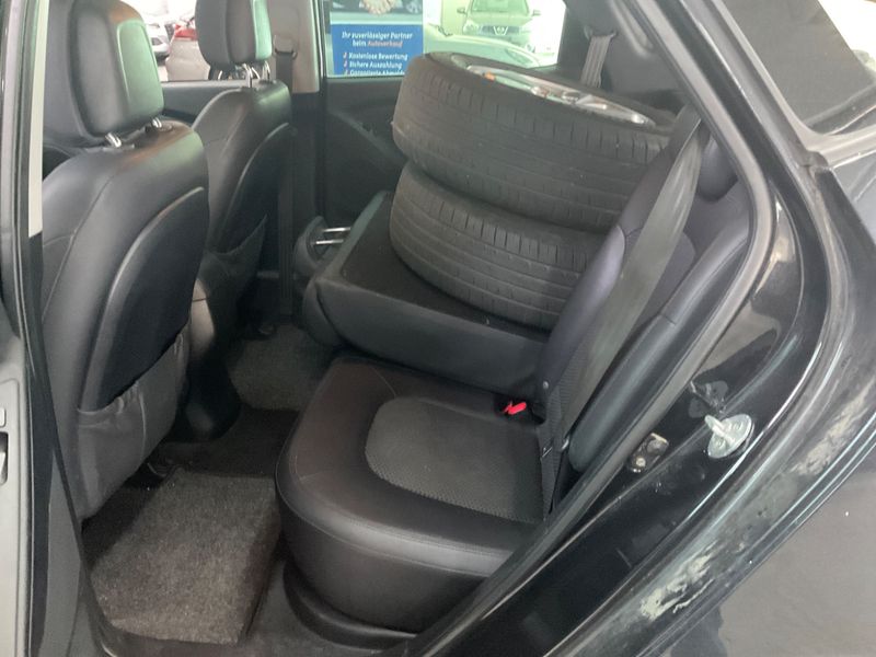 Hyundai ix35 1.7 CRDi Style 2WD 2011 – снимка 33