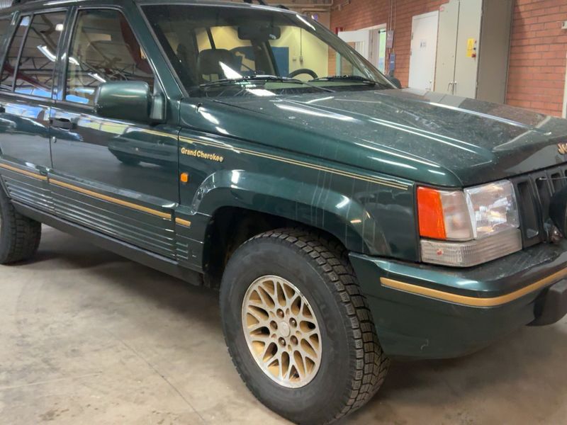 Jeep Grand Cherokee 5.2 V8 Ltd. 1994 – снимка 12