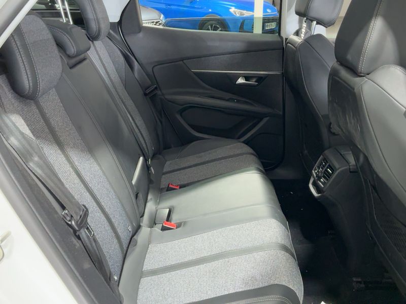 Peugeot 3008 1.5 Blue-HDi Allure 2020 – снимка 19