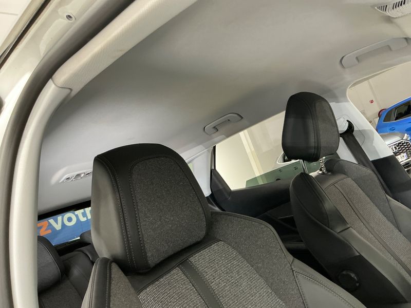 Peugeot 3008 1.5 Blue-HDi Allure 2020 – снимка 22