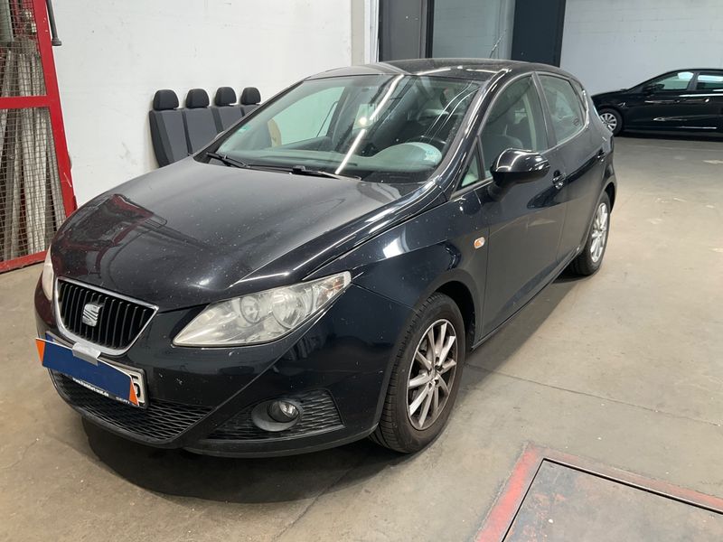 Seat Ibiza 1.4 Stylance / Style 2012 – снимка 1