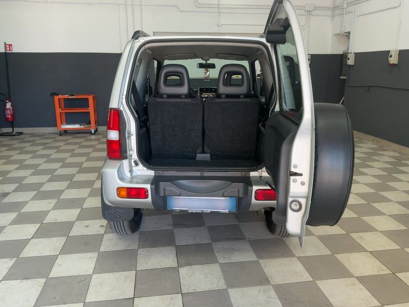 Suzuki Jimny 1.5 DDiS Club 2009 – снимка 15