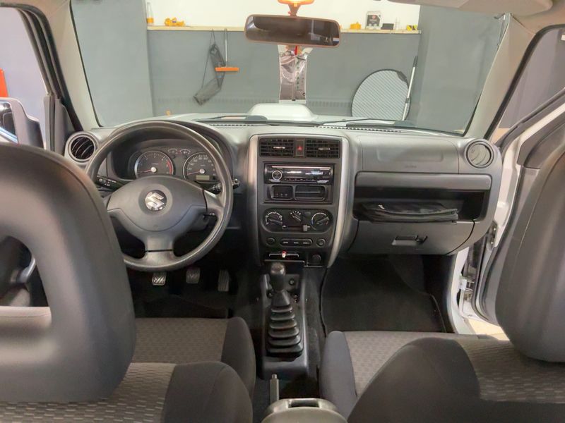 Suzuki Jimny 1.5 DDiS Club 2009 – снимка 17