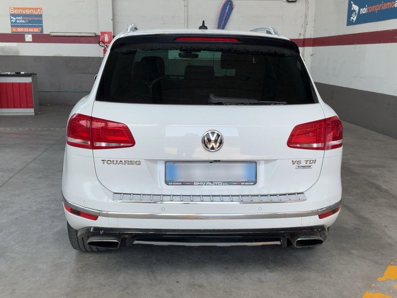 Volkswagen Touareg 3.0 V6 TDI Sport BlueMotion Tech 2017 – снимка 7