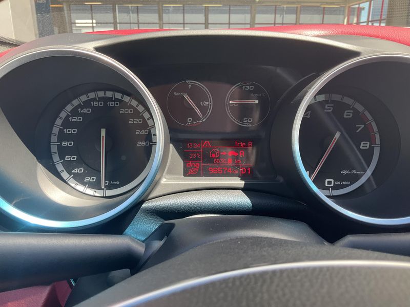 Alfa Romeo Giulietta 1.4 Turbo Collezione 2014 – снимка 19