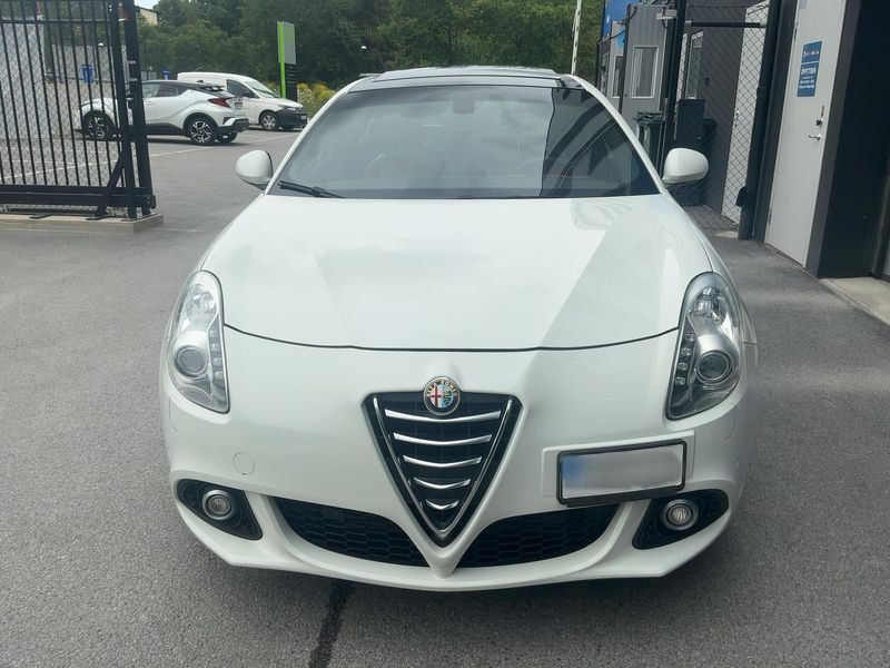 Alfa Romeo Giulietta 1.4 Turbo Collezione 2014 – снимка 14