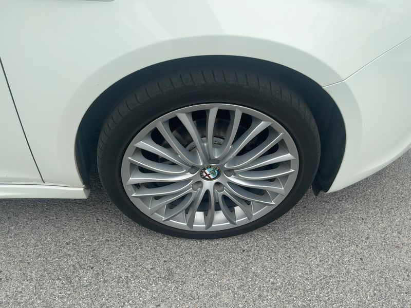 Alfa Romeo Giulietta 1.4 Turbo Collezione 2014 – снимка 11