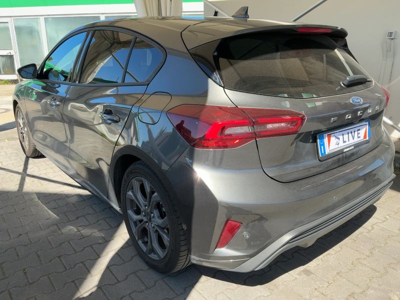 Ford Focus 1.0 EcoBoost Mild-Hybrid ST-Line X 2024 – снимка 6
