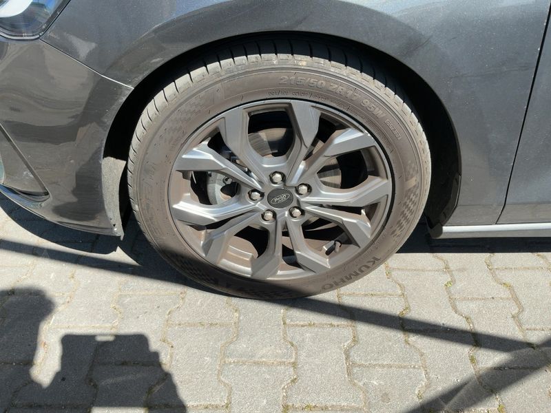 Ford Focus 1.0 EcoBoost Mild-Hybrid ST-Line X 2024 – снимка 3