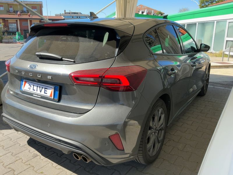 Ford Focus 1.0 EcoBoost Mild-Hybrid ST-Line X 2024 – снимка 8