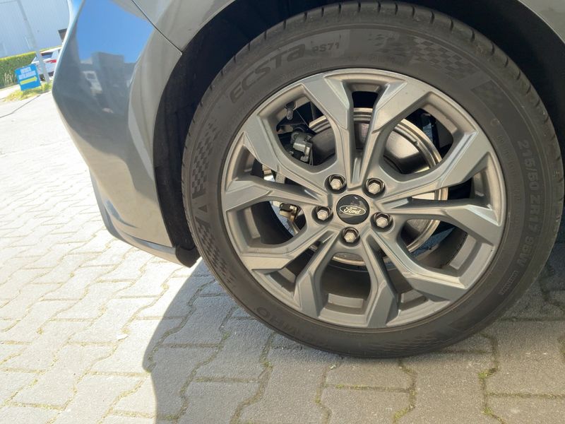 Ford Focus 1.0 EcoBoost Mild-Hybrid ST-Line X 2024 – снимка 9