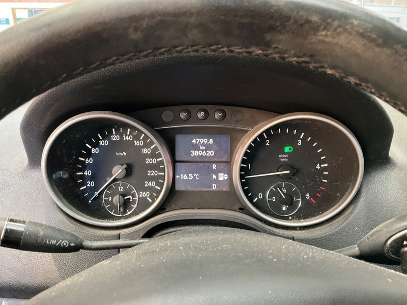 Mercedes-Benz M-Klasse ML 300 CDI BlueEfficiency 2009 – снимка 4
