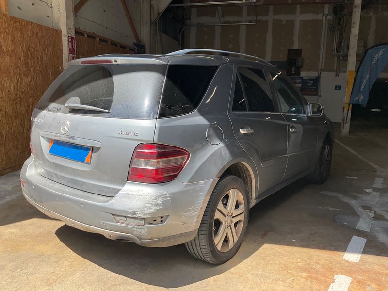 Mercedes-Benz M-Klasse ML 300 CDI BlueEfficiency 2009 – снимка 2