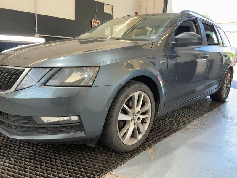 Skoda Octavia 2.0 TDI Drive 2017 – снимка 2