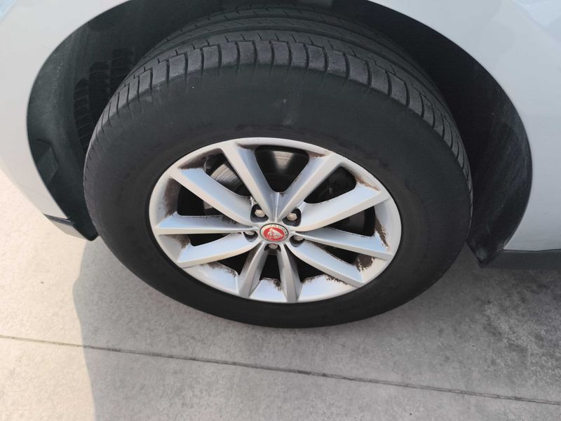 Jaguar F-Pace 20d Portfolio 2018 – снимка 15