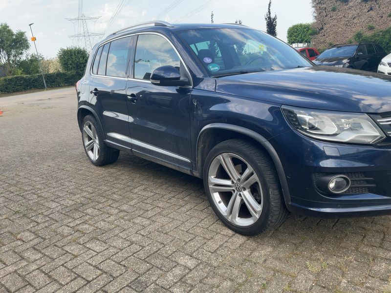 Volkswagen Tiguan 1.4 TSI Sport & Style BlueMotion Tech 2014 – снимка 12