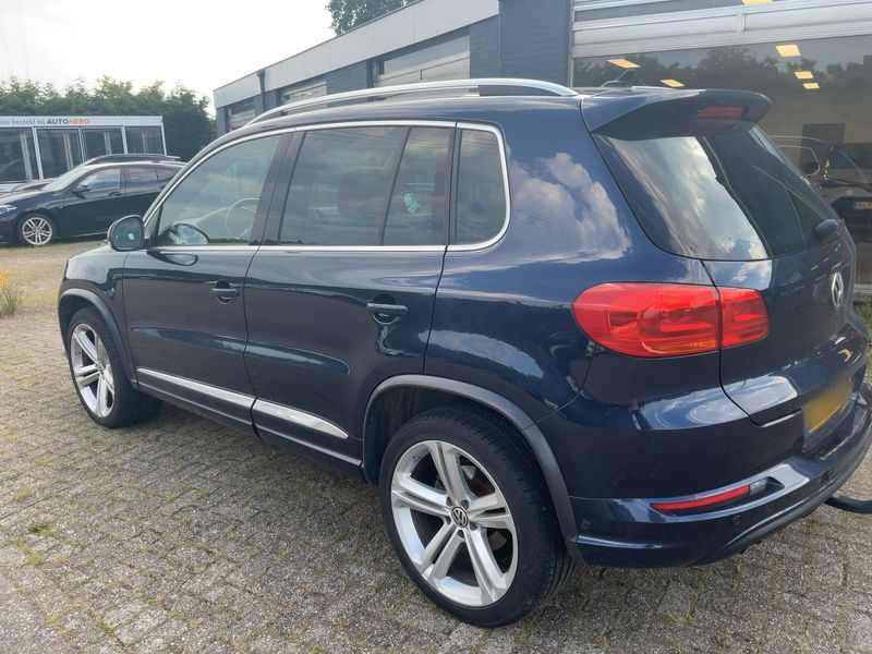Volkswagen Tiguan 1.4 TSI Sport & Style BlueMotion Tech 2014 – снимка 6