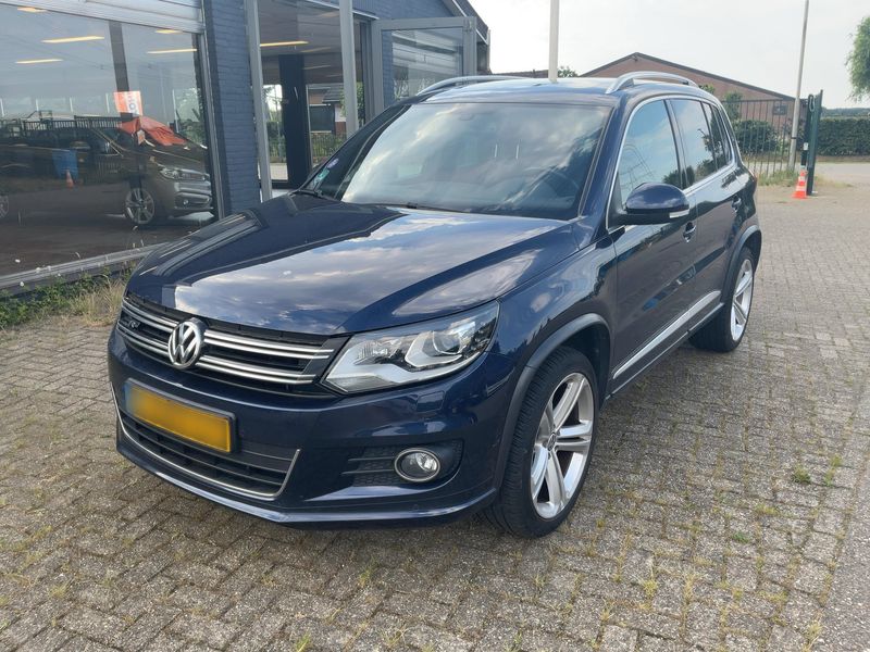 Volkswagen Tiguan 1.4 TSI Sport & Style BlueMotion Tech 2014 – снимка 1