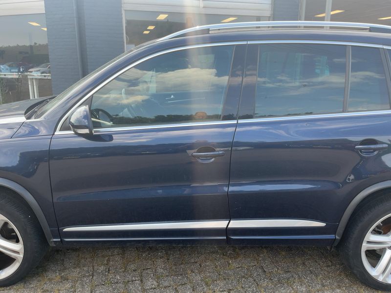 Volkswagen Tiguan 1.4 TSI Sport & Style BlueMotion Tech 2014 – снимка 4
