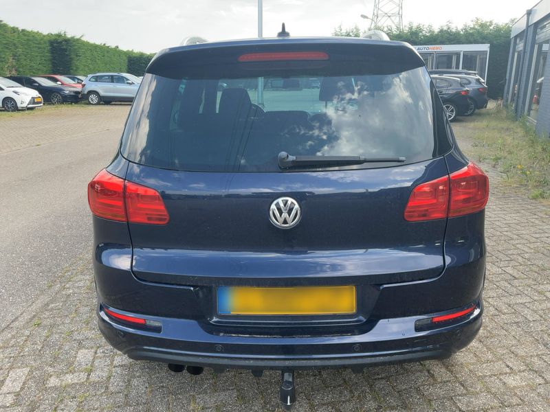 Volkswagen Tiguan 1.4 TSI Sport & Style BlueMotion Tech 2014 – снимка 7