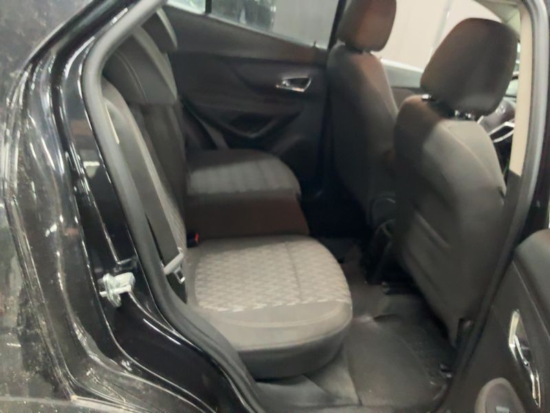 Opel Mokka 1.7 CDTI Selective 2015 – снимка 19