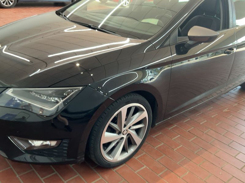 Seat Leon 1.8 TSI FR 2014 – снимка 2