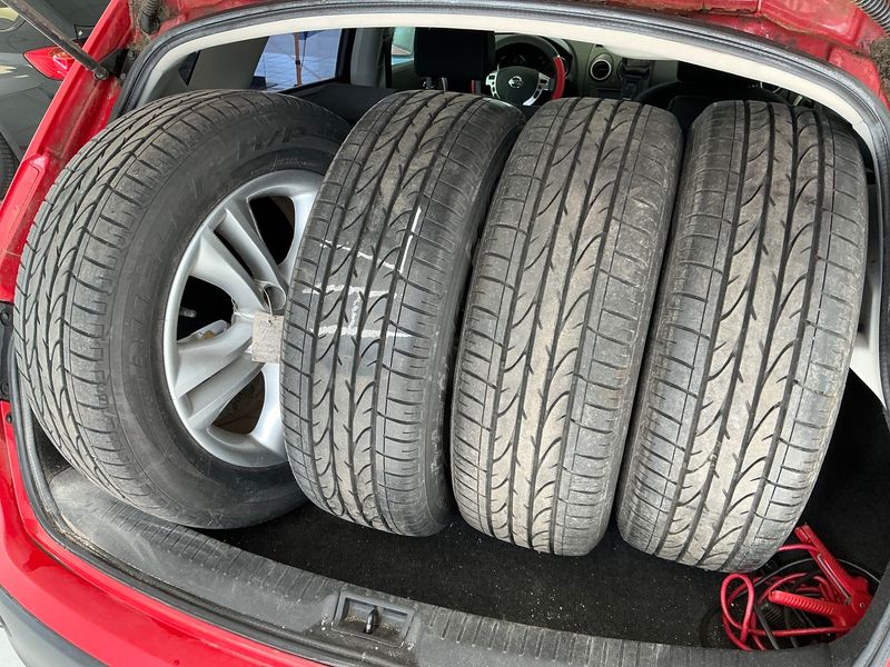 Nissan Qashqai 1.6 dCi Acenta 2013 – снимка 15