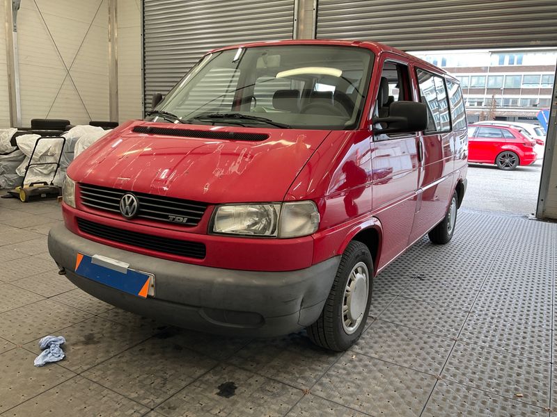 Volkswagen T4 Multivan 2.5 TDI 2000 – снимка 1