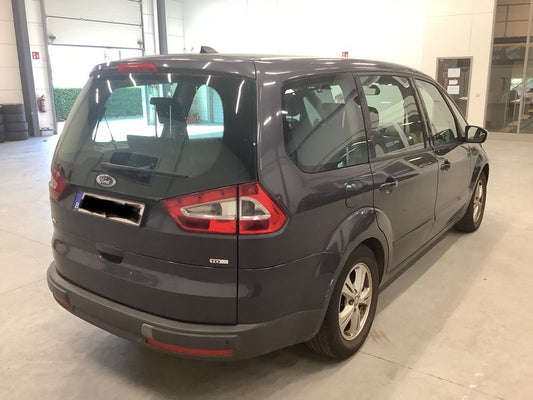 Ford Galaxy 2.0 TDCi Trend 2009 – снимка 2