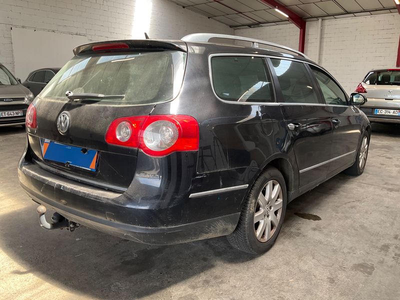 Volkswagen Passat 2.0 TDI Highline 2005 – снимка 2